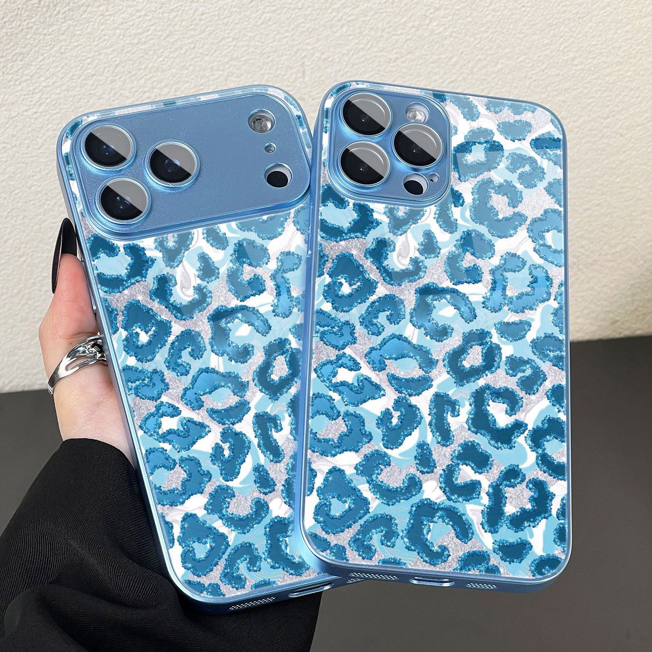 글리터 블루 레오파드 프린트 폰 케이스 아이폰 17/1 - Phone Cases Blue 리뷰 및 가격