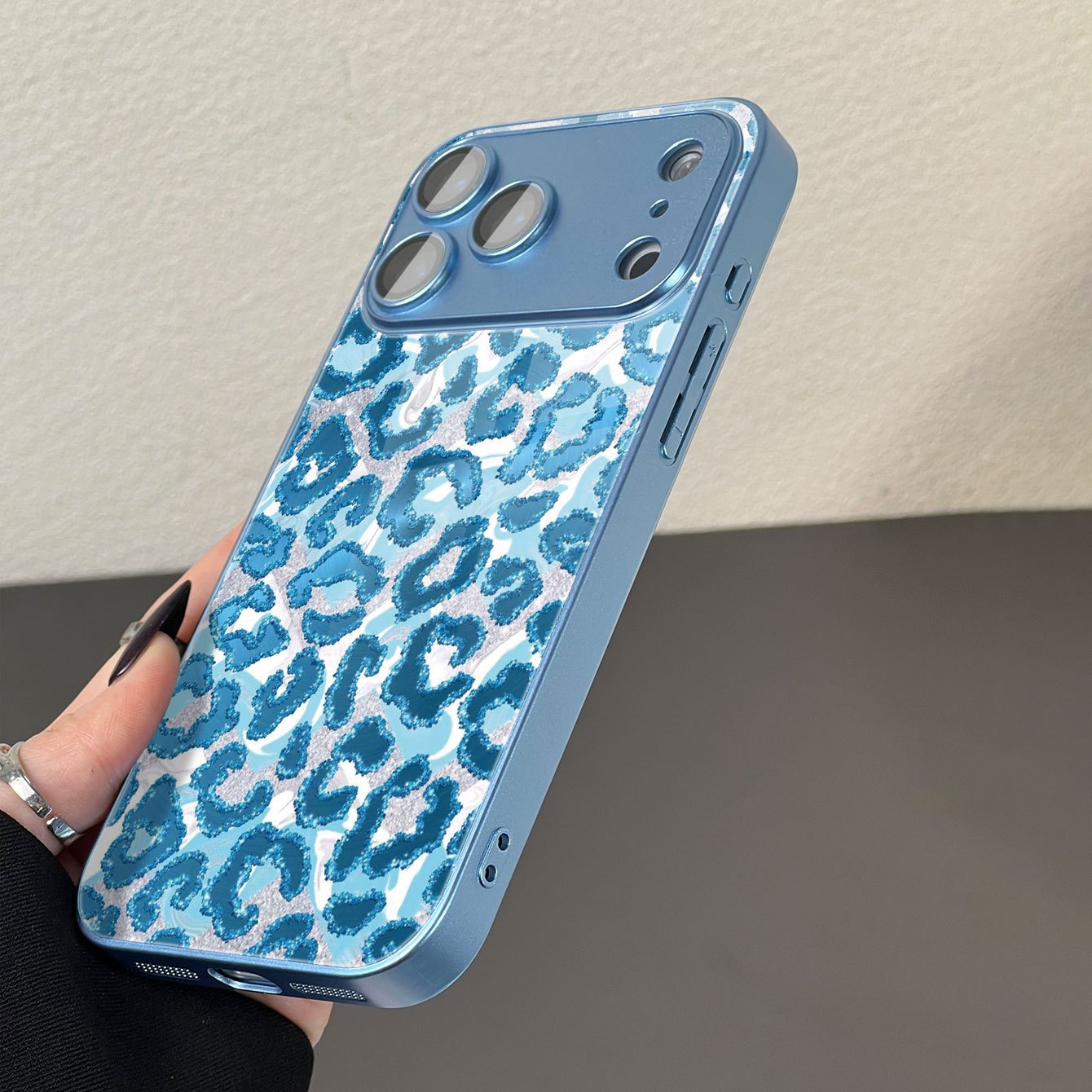 글리터 블루 레오파드 프린트 폰 케이스 아이폰 17/1 - Phone Cases Blue 리뷰 및 가격