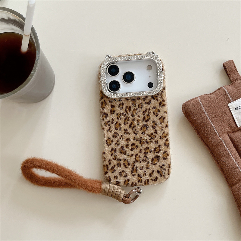 럭셔리 다이아몬드 장식 레오파드 프린트 플러시 폰케이스 - Phone Cases Luxury 리뷰 및 가격
