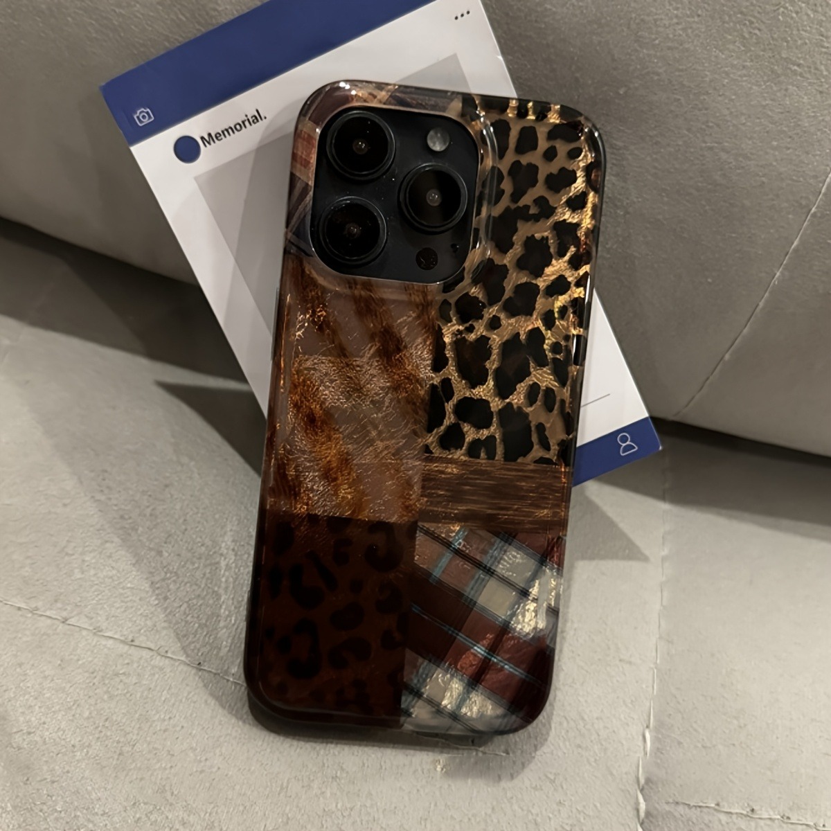 고급 레오파드 프린트 및 틴포일 디자인 아이폰 17 프 - Phone Cases Designer 리뷰 및 가격